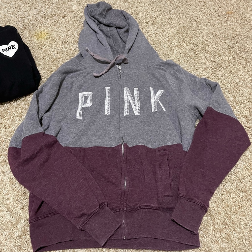 VS PINK zipup block color
